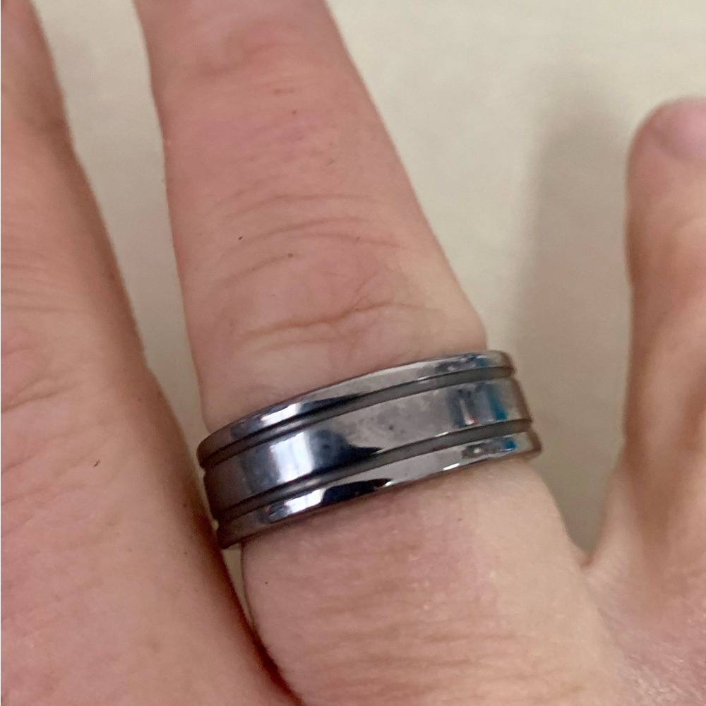 Size 10 Tungsten Men's Ring Brushed Silver Center Step Edge Wedding Band